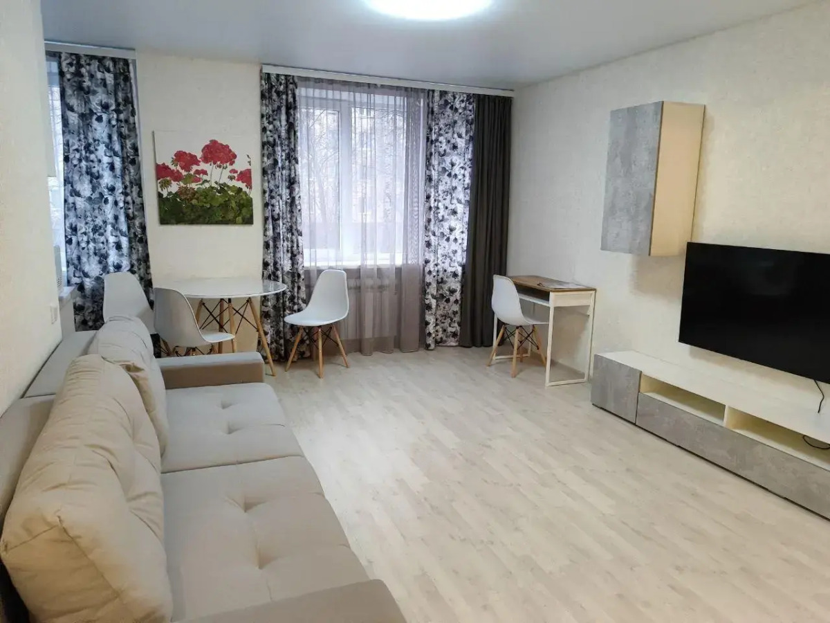 Olivinn на улице Шотмана 8