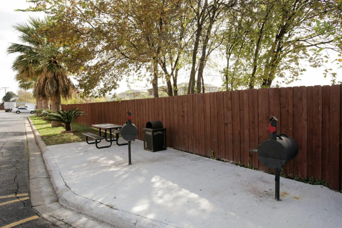 Rodeway Inn and Suites Austin