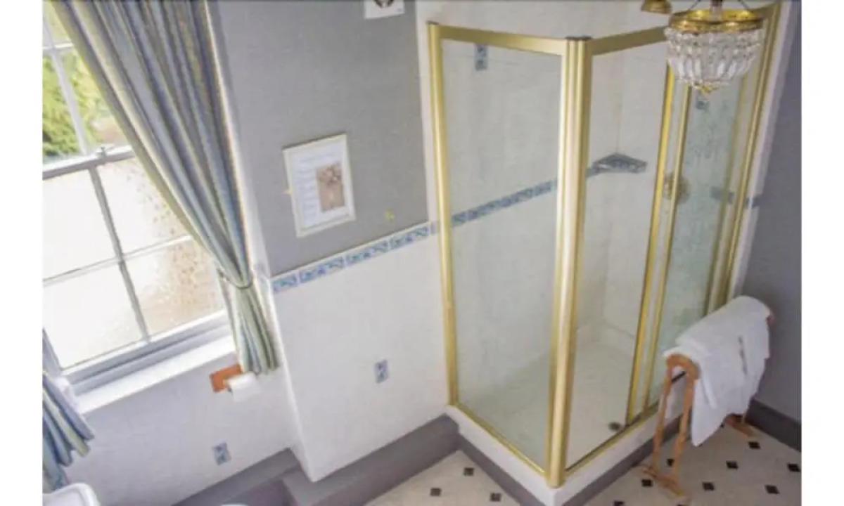 Albert Cottage Hotel