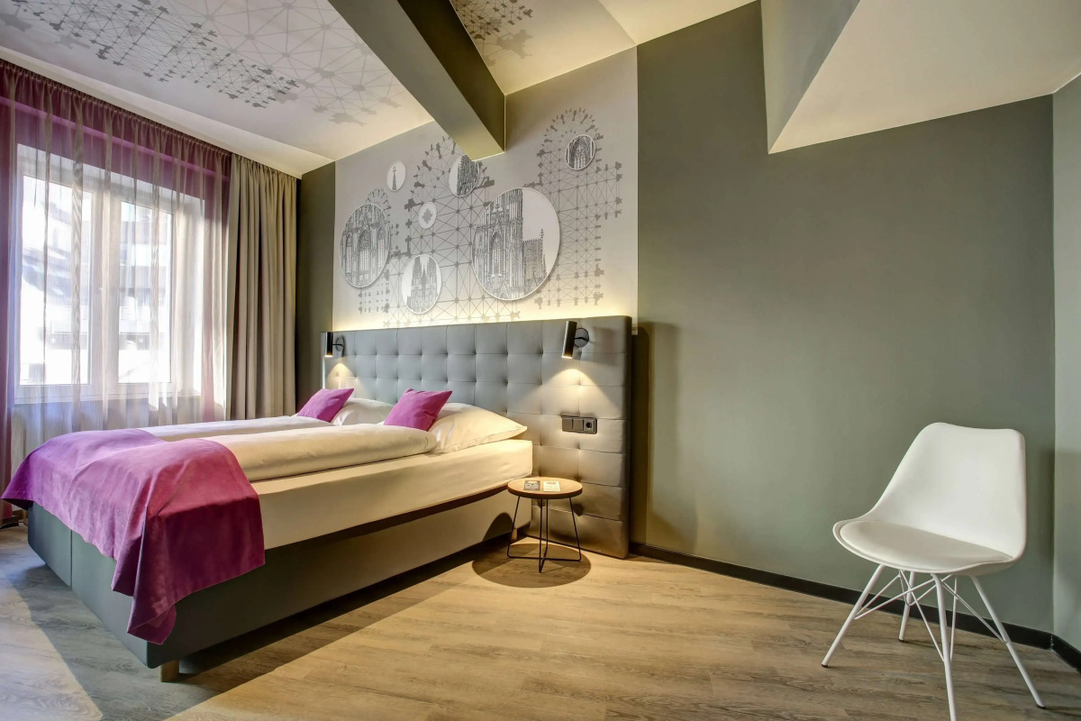 Boutique 003 Koln am DOM