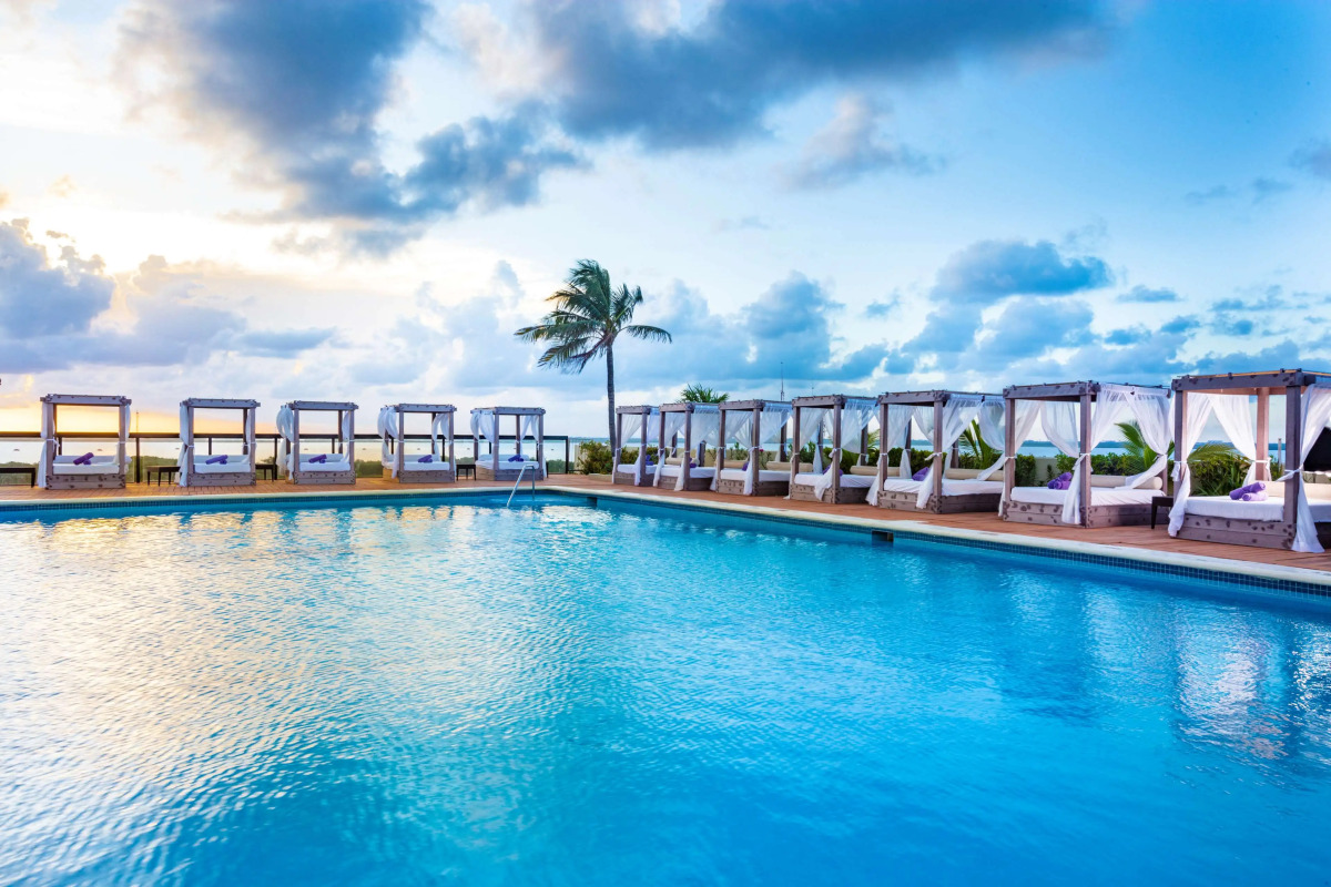 Crown Paradise Club Cancun All Inclusive