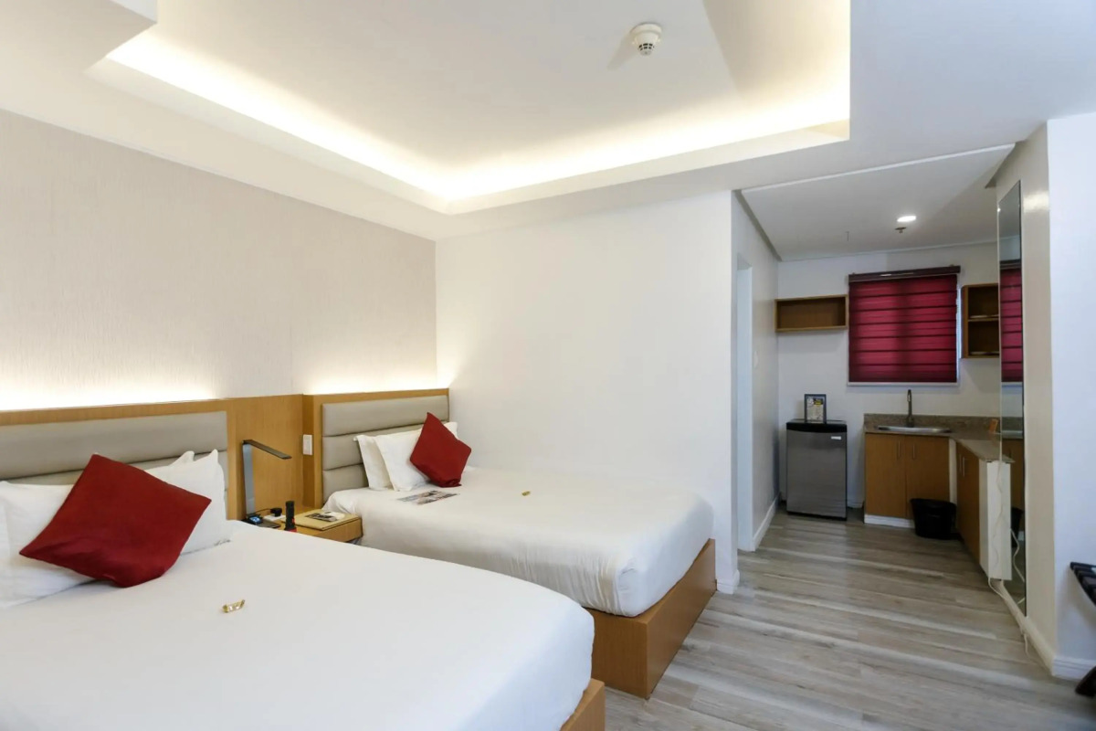 Regency Grand Suites