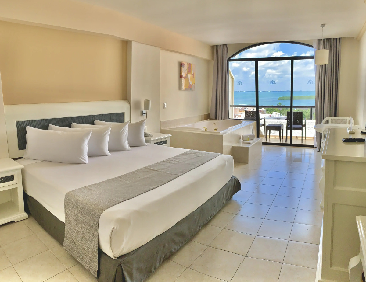 Golden Parnassus Resort & Spa All Inclusive