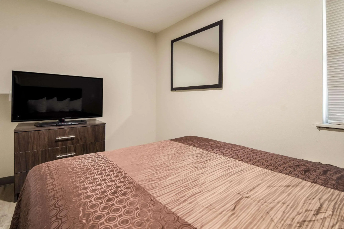 Quality Inn & Suites Dallas - Cityplace