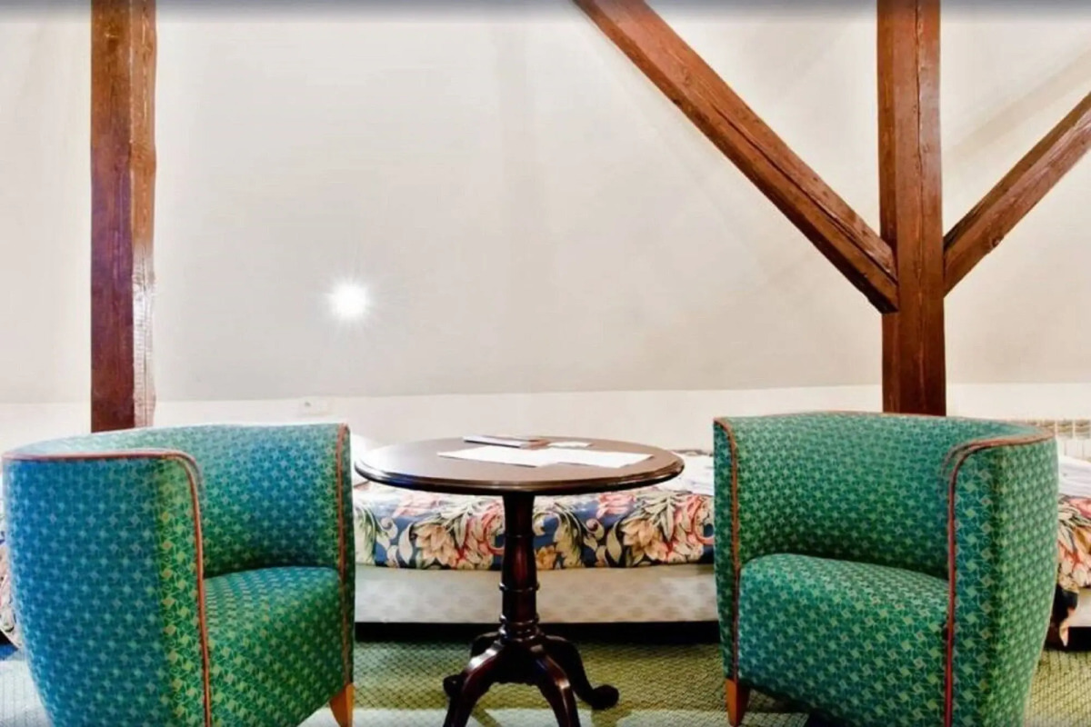 Aparthotel Miodosytnia