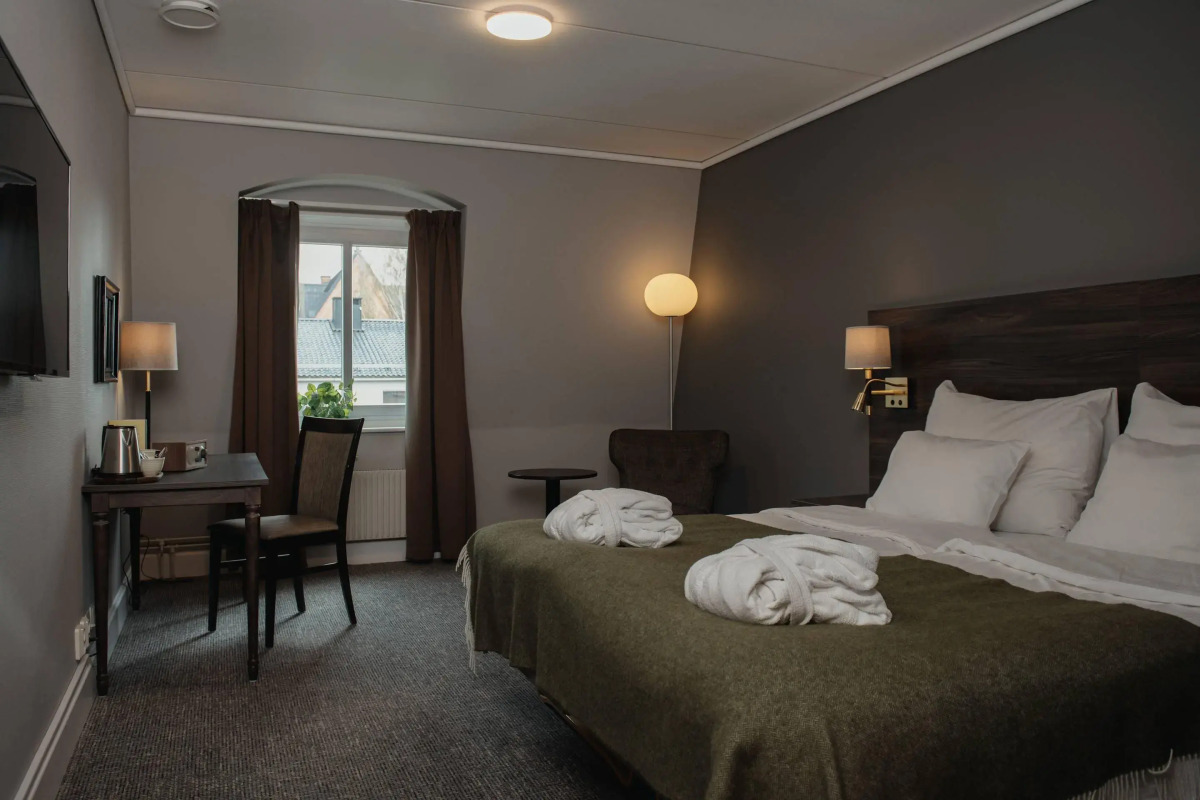 Home Hotel Uman - Dinner included