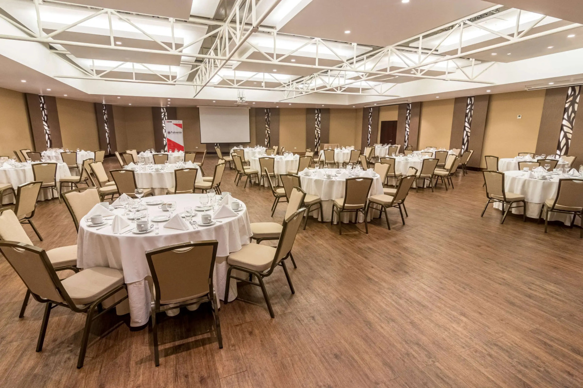 Sonesta Hotel El Olivar Lima