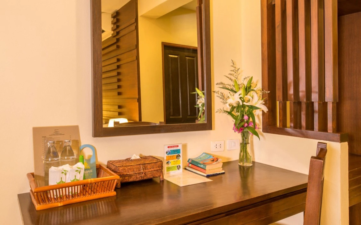 Lanta Pura Beach Resort