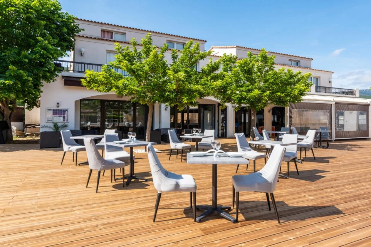 Comfort Aparthotel Mandelieu la Napoule Village