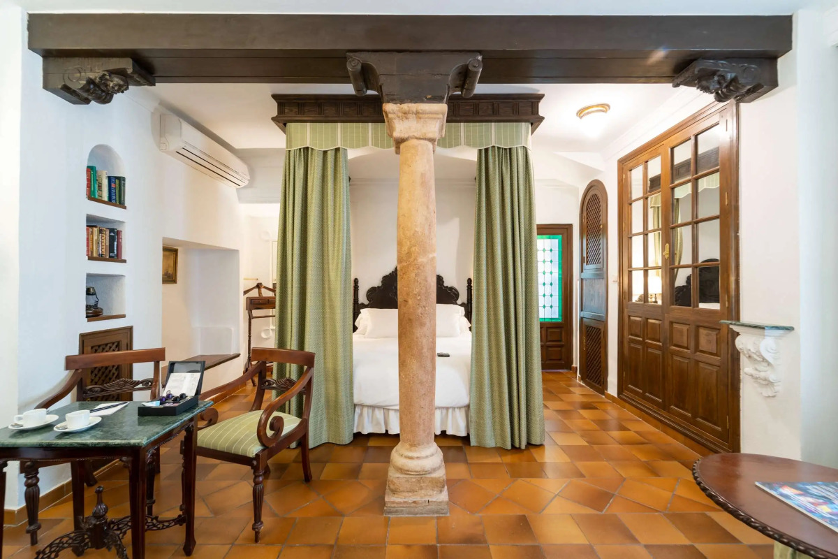 Отель Soho Boutique Palacio San Gabriel