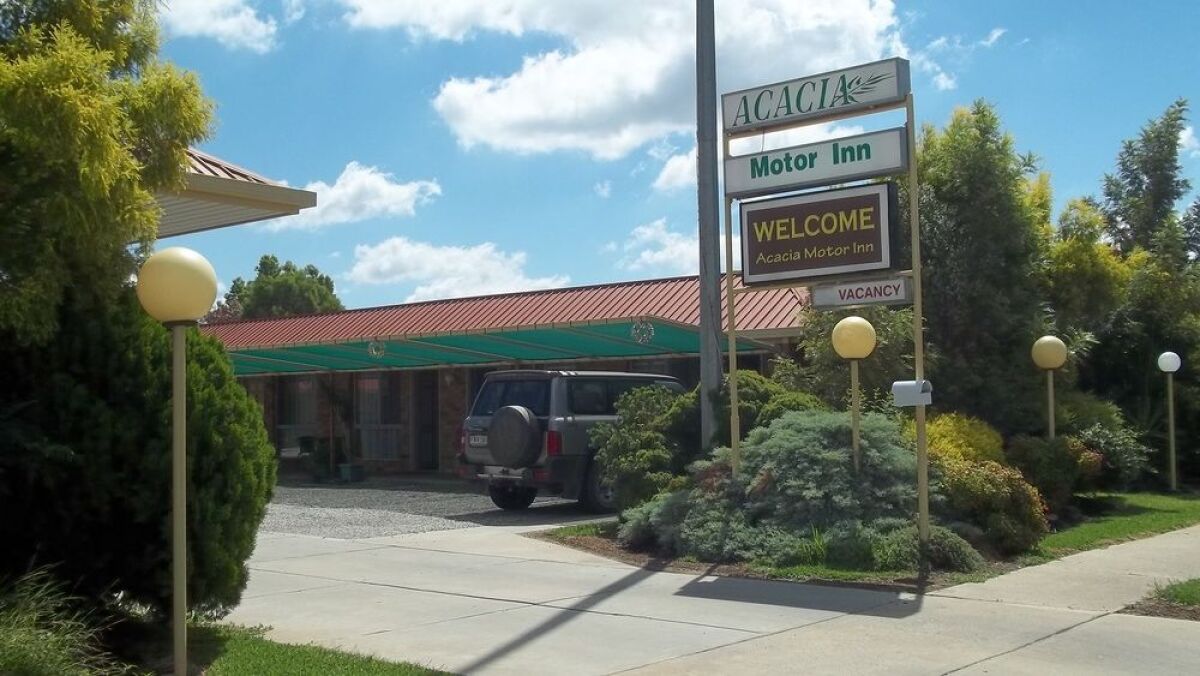 Acacia Rose Motor Inn