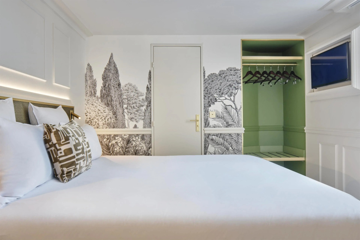 Posy Hotel by Happyculture