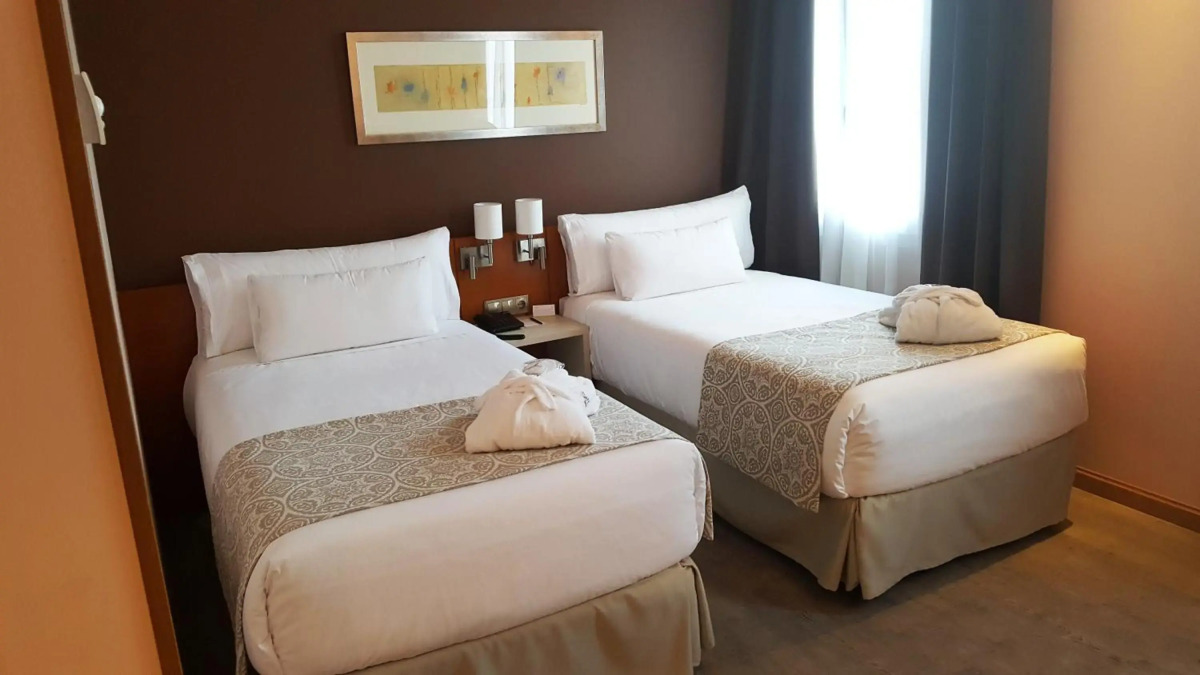 Отель Sercotel Alcalá 611