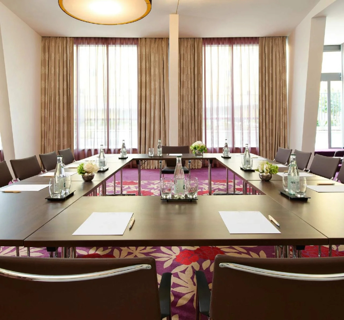 Отель Clarion Paris CDG Airport