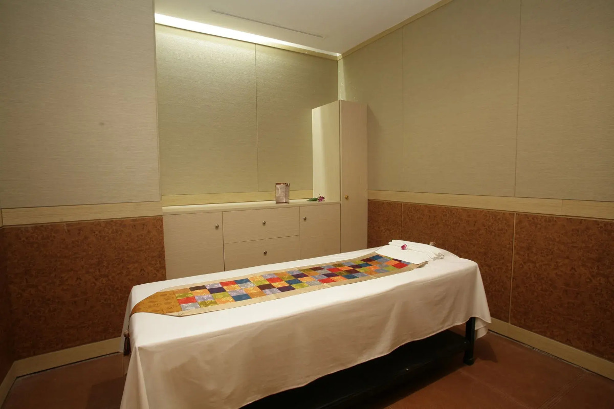 Grand Plaza Hotel Hanoi