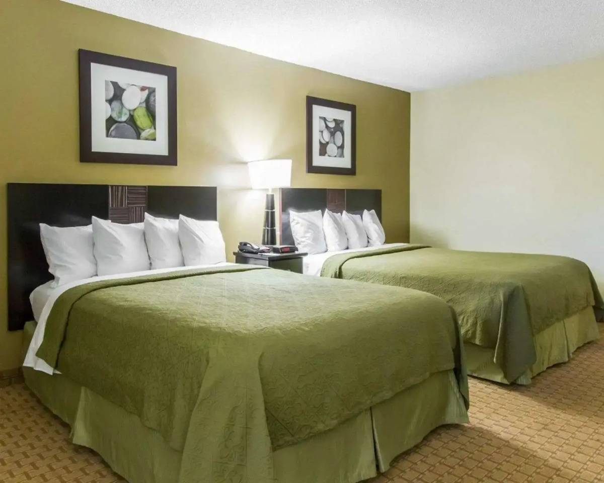 Navajoland Hotel of Tuba City