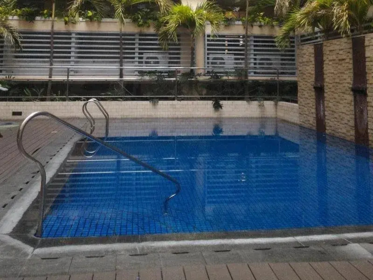 Tess and Tessha Condotel near T3 Airport