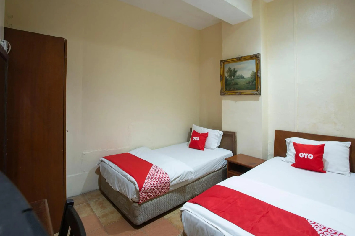 SPOT ON 90137 Casavilla Hotel Pudu