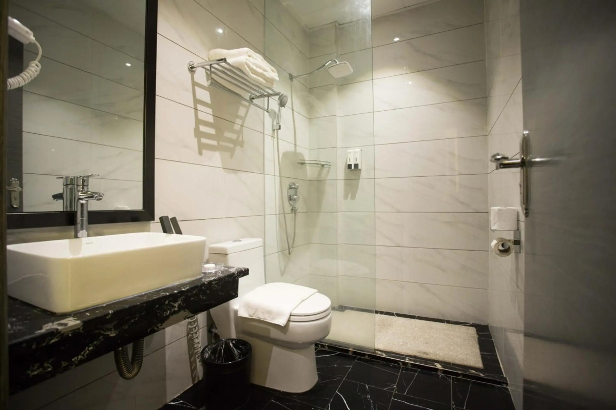 Vienna Hotel (Newly Renovated 2025)