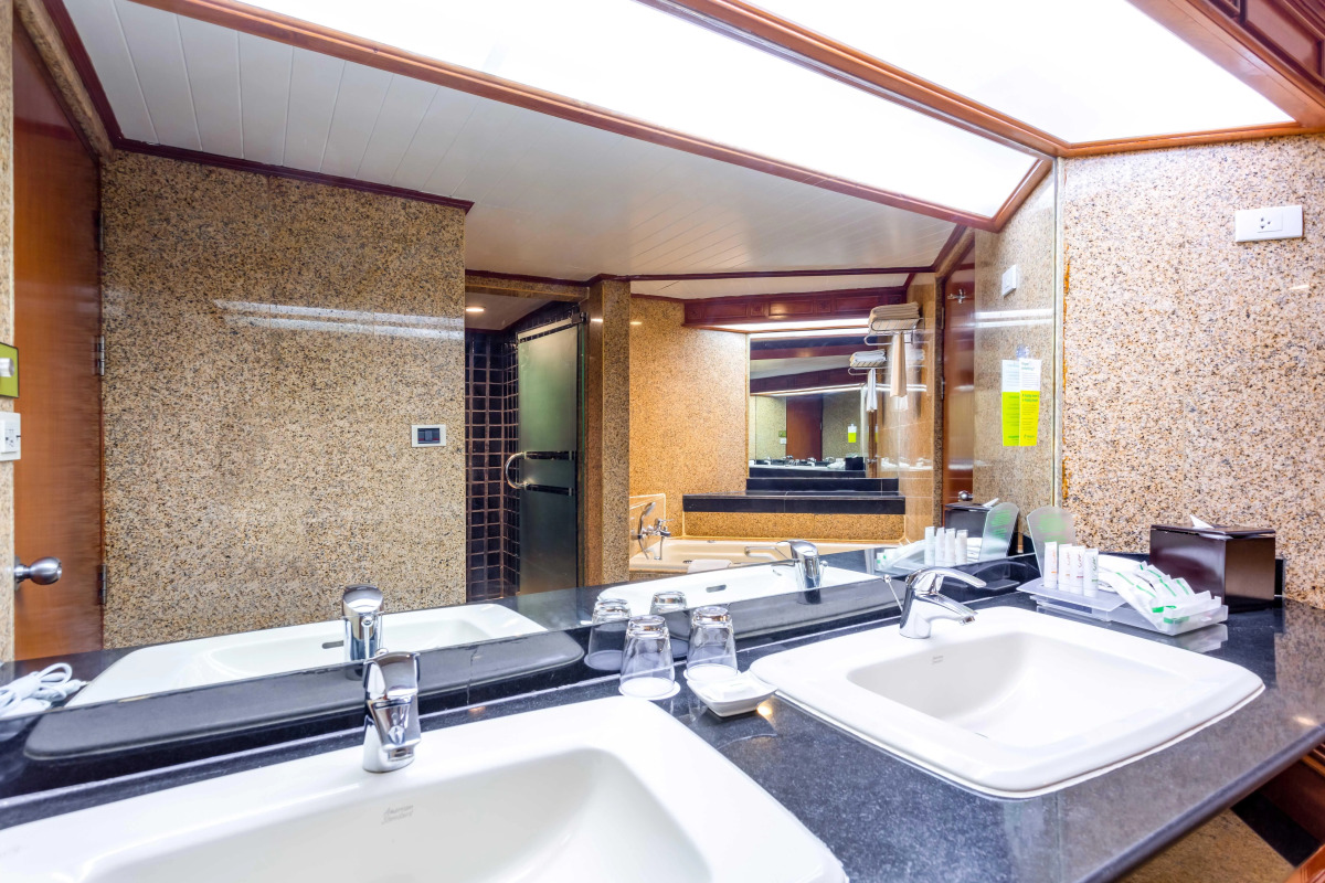 Centara Riverside Hotel Chiang Mai