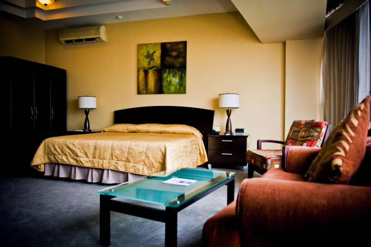 Plaza Paitilla Inn Hotel