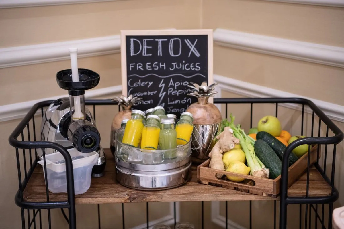 Catalonia Las Cortes Hotel