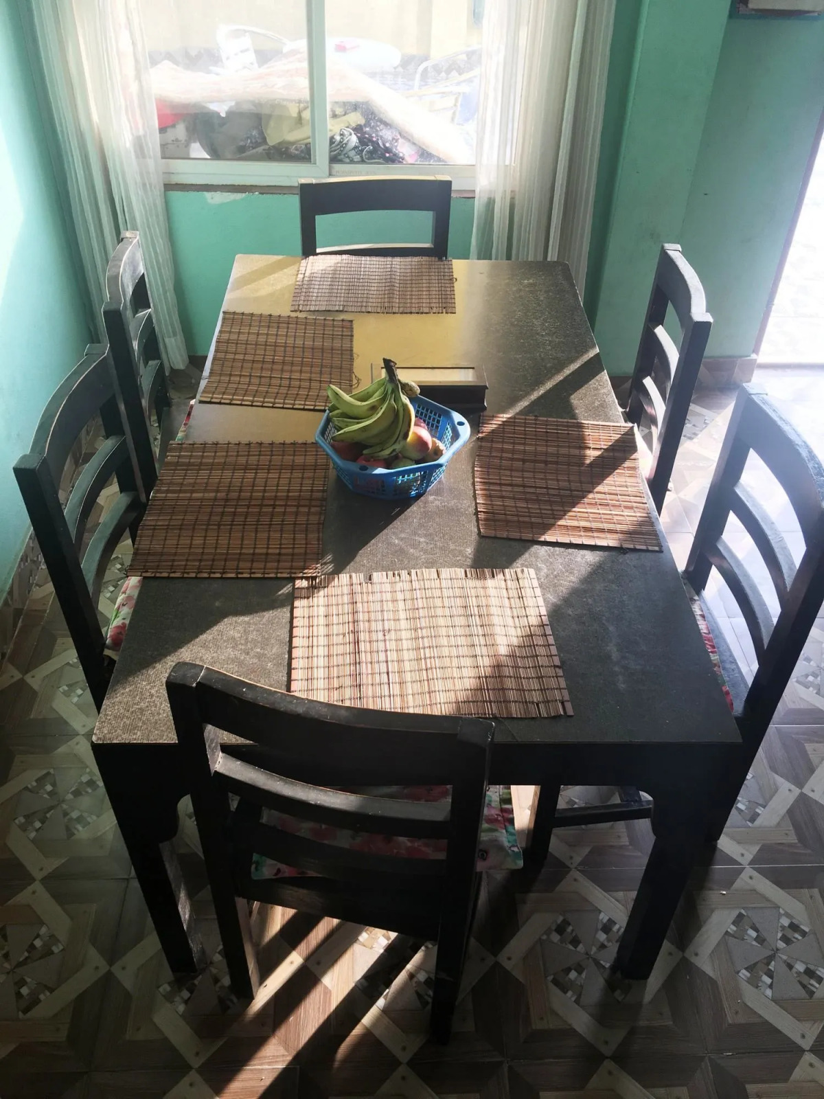 Sara's Backpackers Hotel