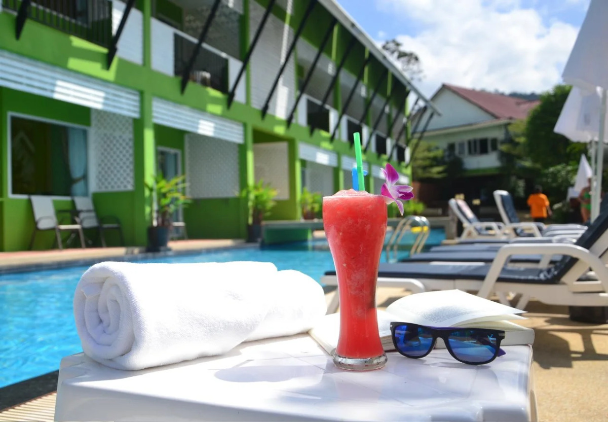 Khaolak C-nior Bungalows