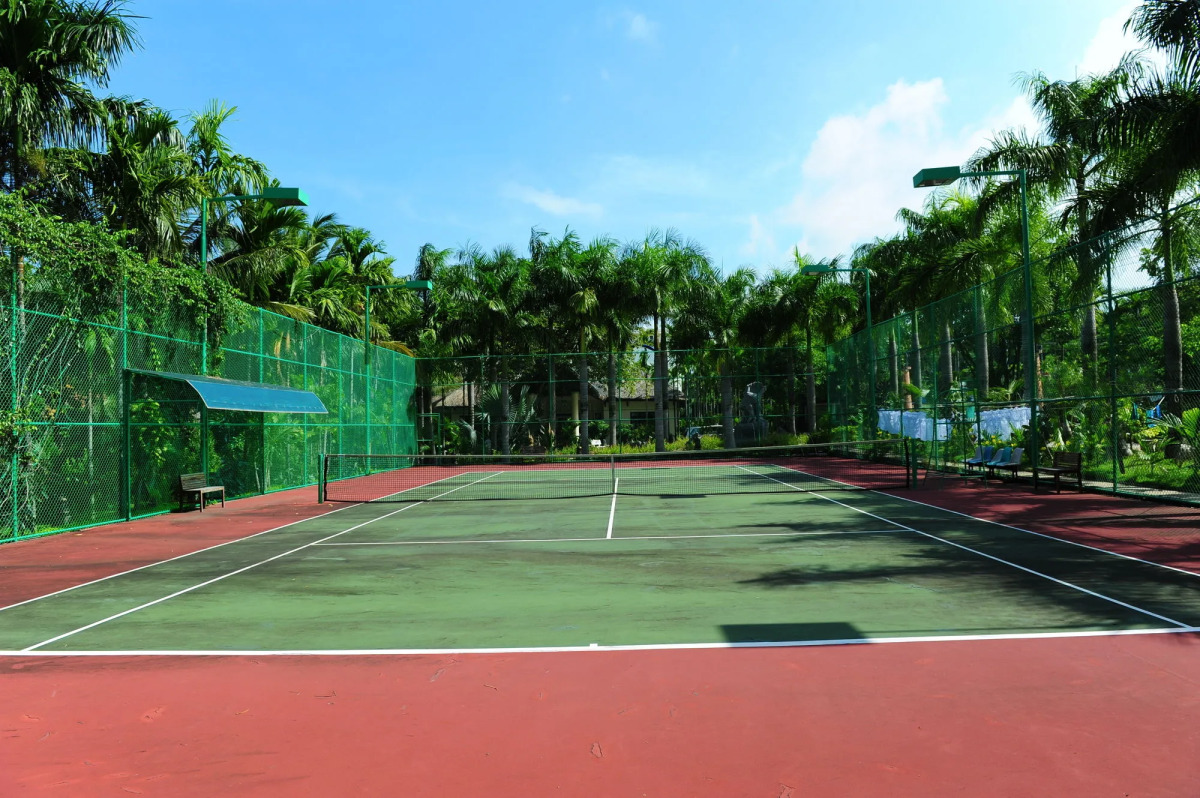 L'Azure Resort and Spa