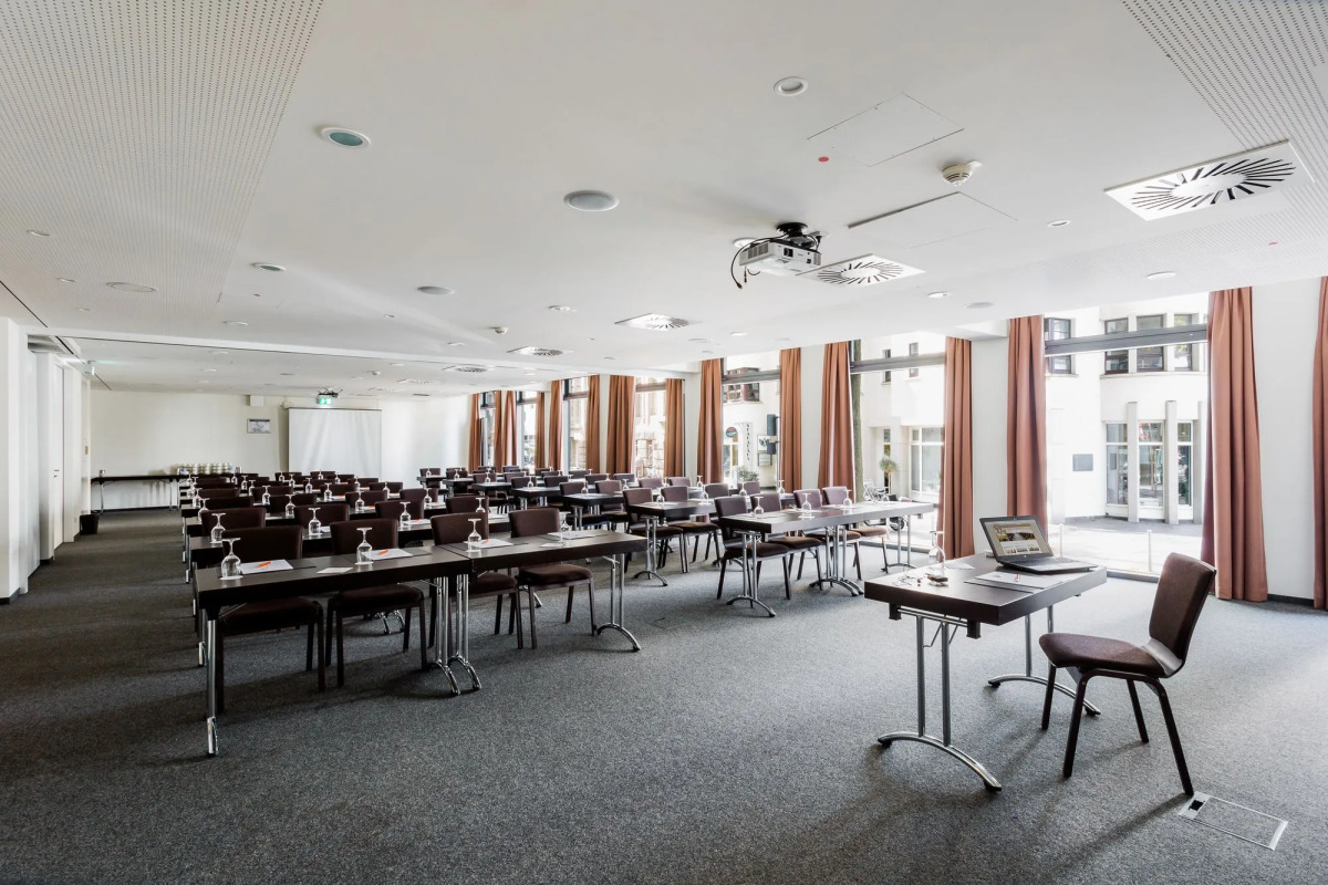 Stadthotel am Römerturm