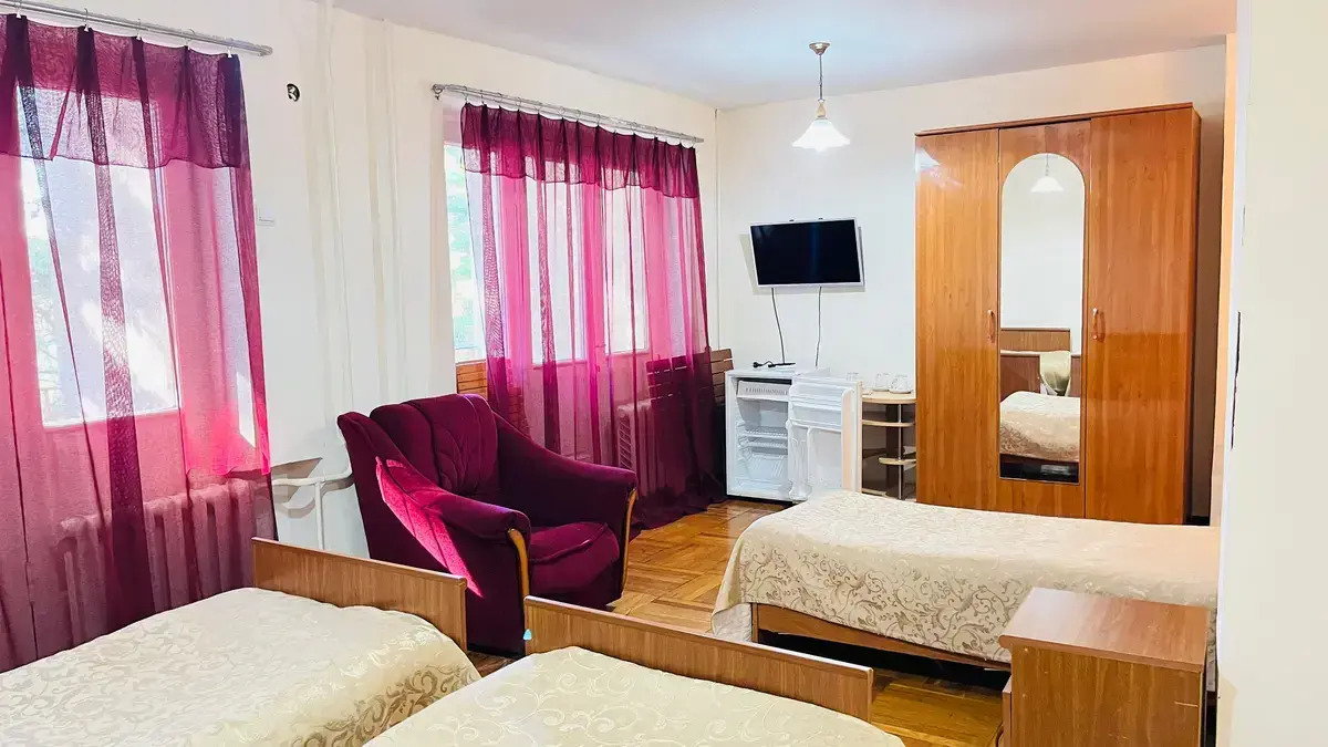 Отель Айтар