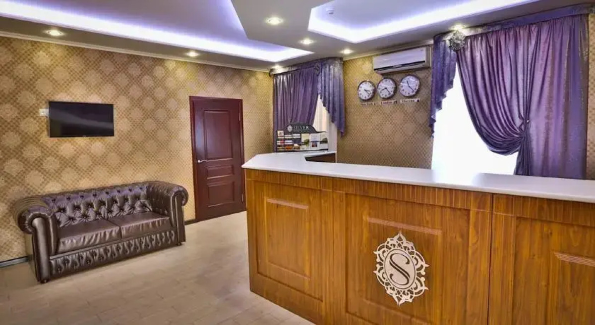 Отель Сильвер