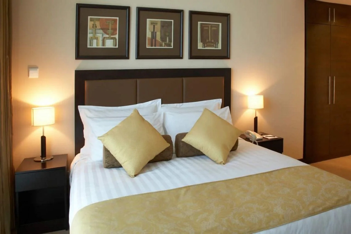 Al Manzel Hotel Apartments