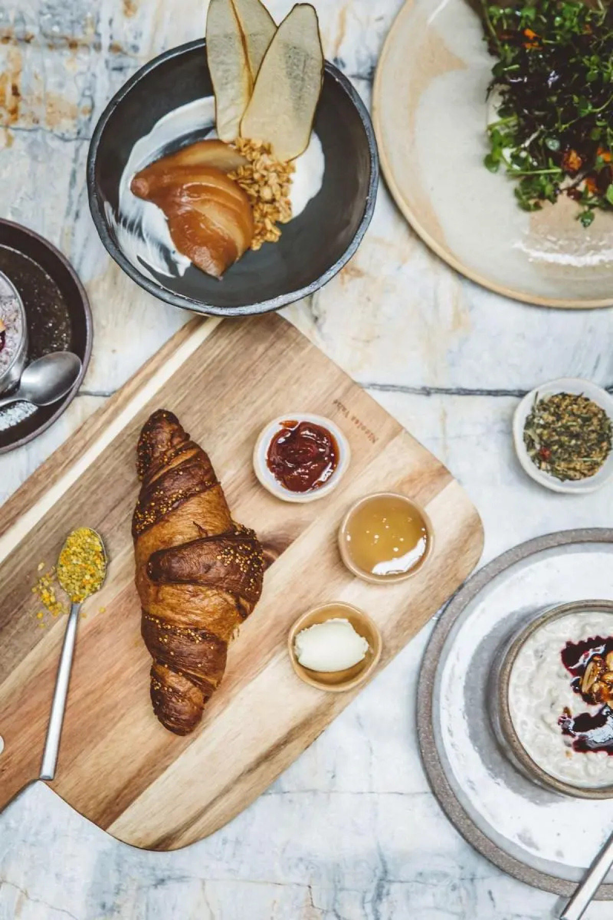 Hoy Paris - Home of YOGA