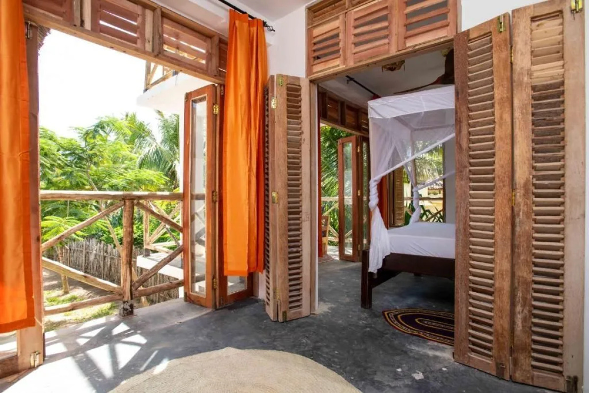 Asante Sana Beach Cottages