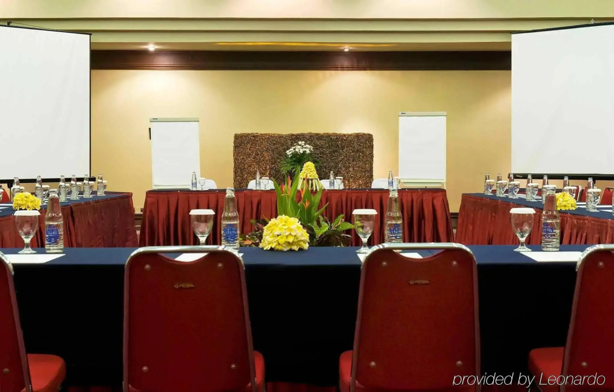 Курорт Mercure Sanur