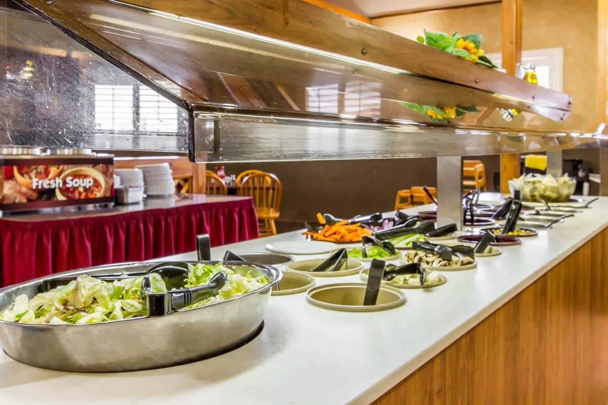 Navajoland Hotel of Tuba City