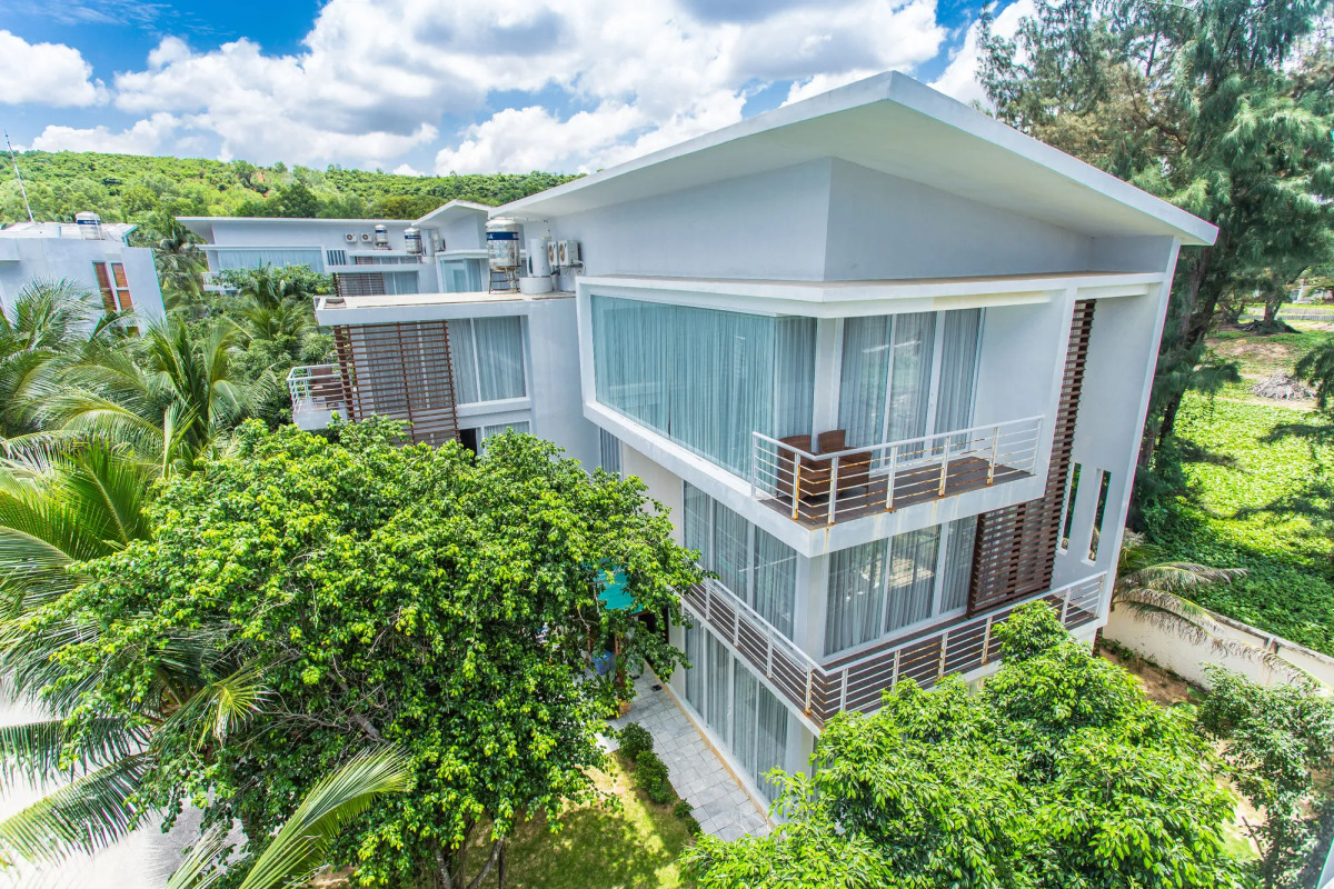 Villa Del Sol Beach resort & Spa