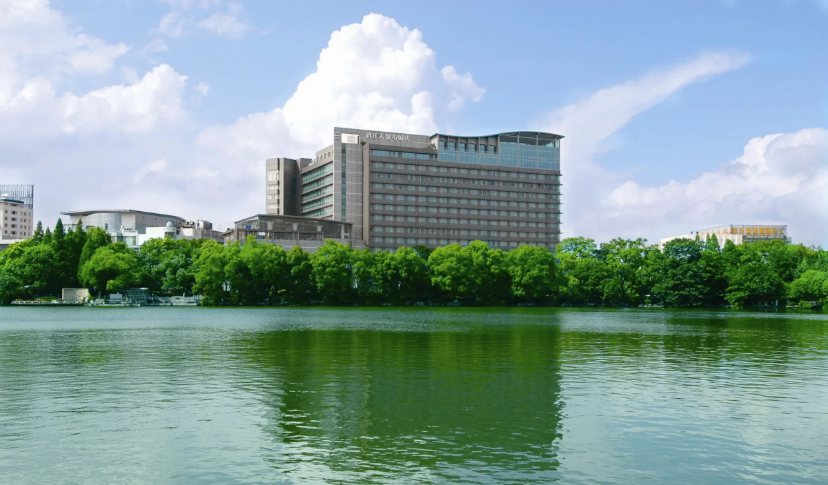 Guilin Lijiang Waterfall Hotel