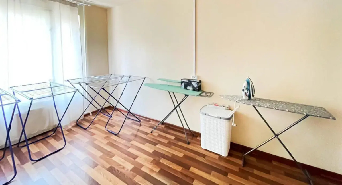 Local Hostel (Локал Хостел)