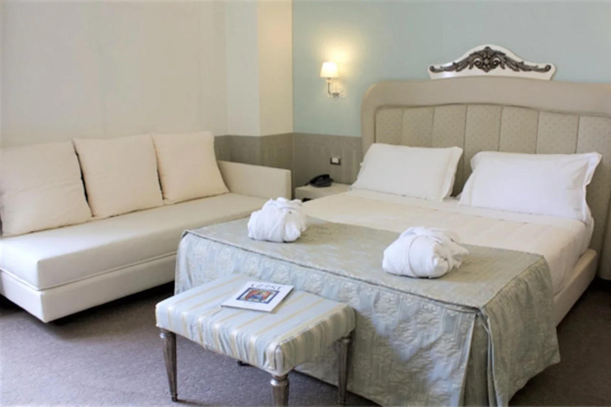 JR Hotels Oriente Bari