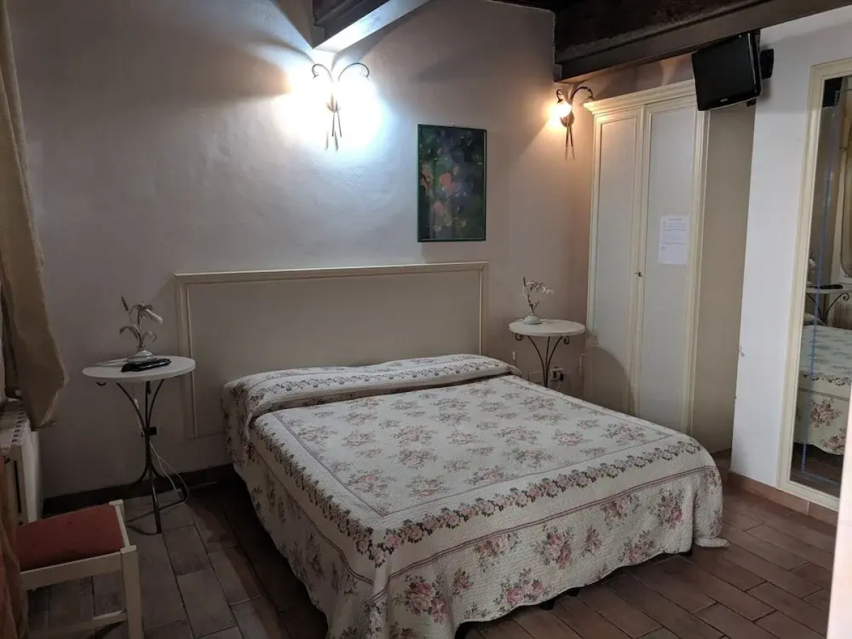 DElite Room & Breakfast