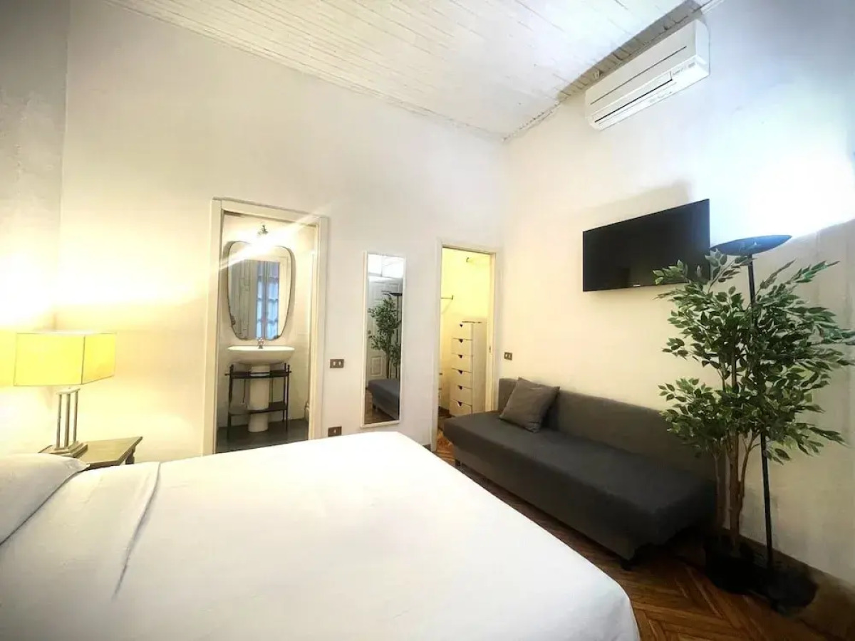 dHomes - Apartments and Rooms - Room 102