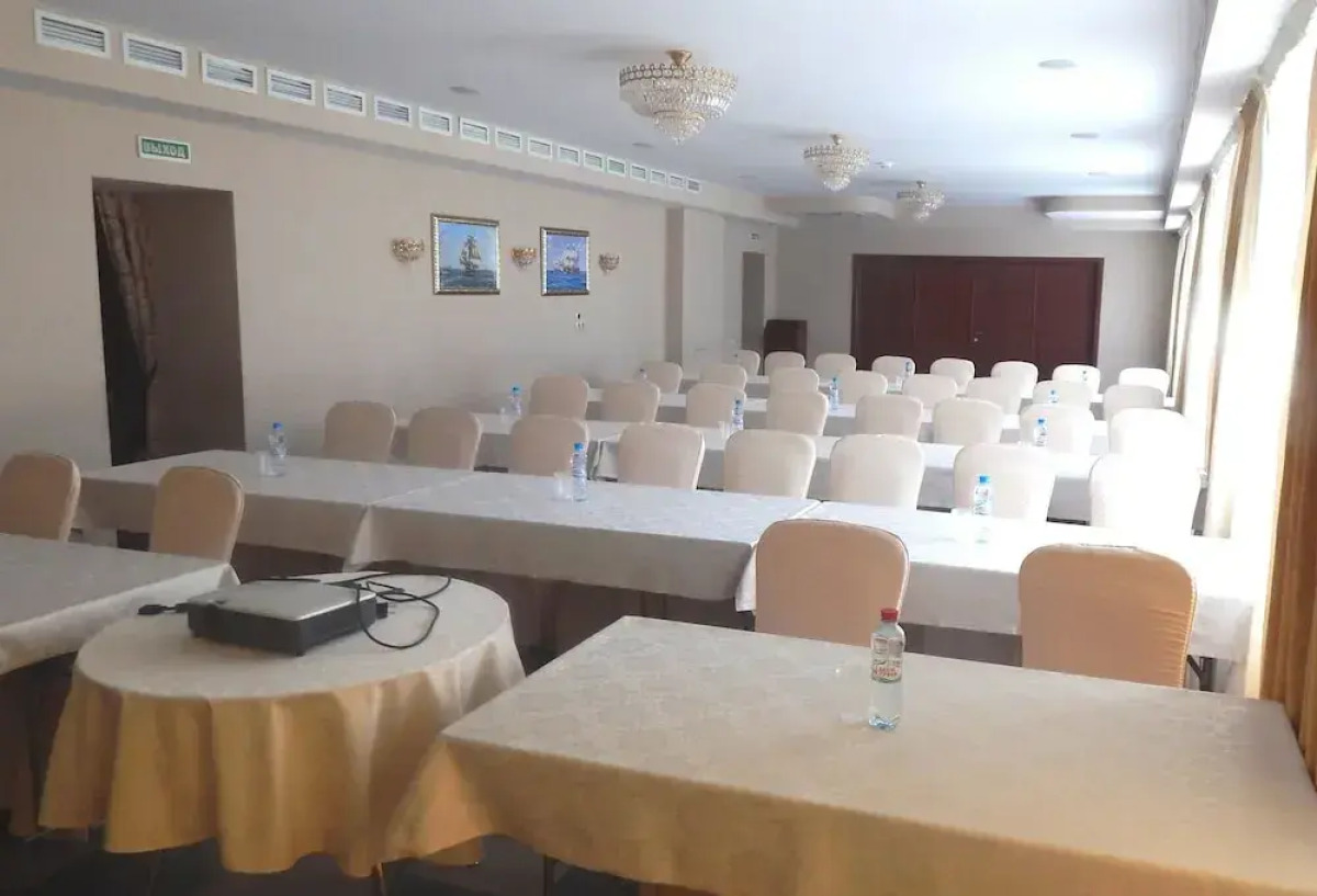 Отель «Бригантина»