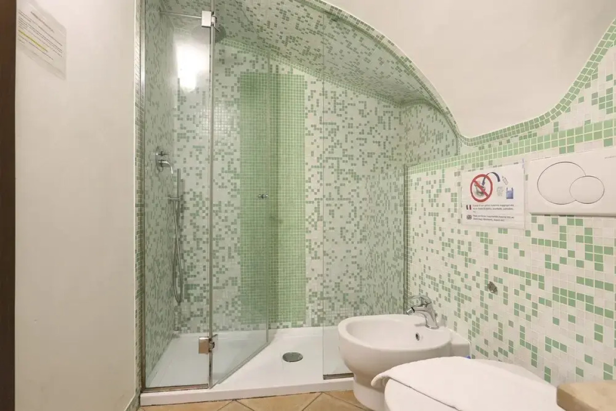 Short-let Florence apartment 3 bedrooms Mercato Centrale