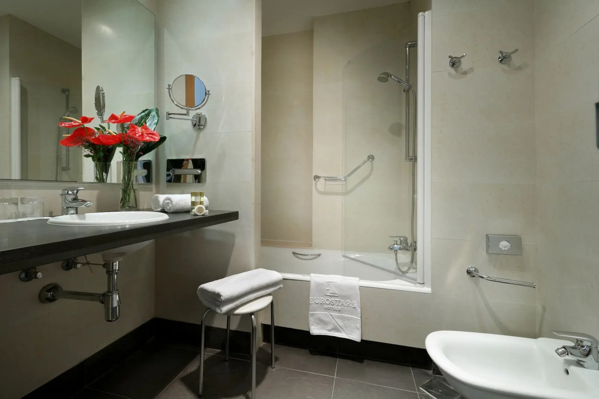 Отель Eurostars Lucentum