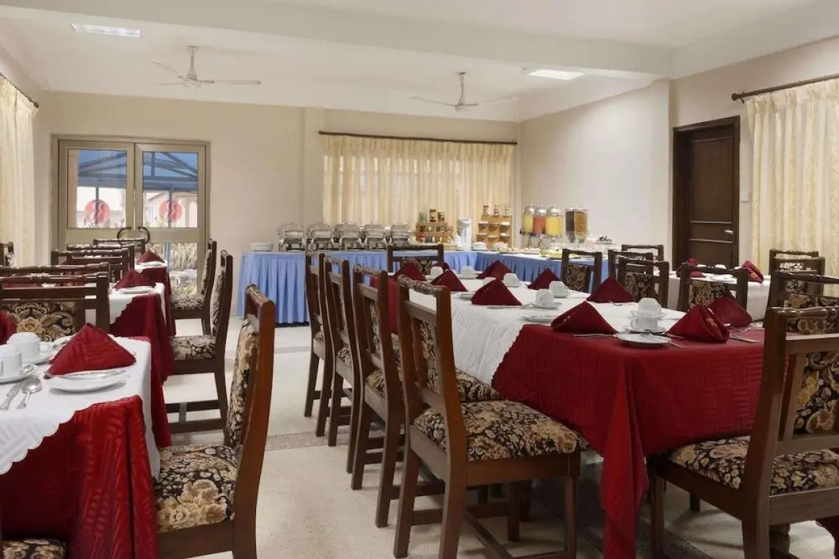 Ramada Resort, Accra Coco Beach