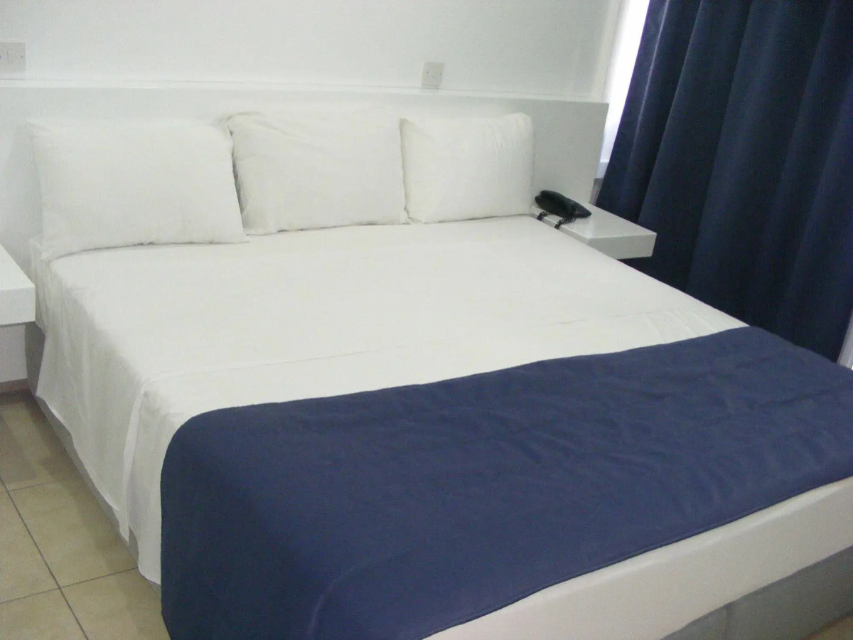 Sun Hall Beach Hotel Apts.