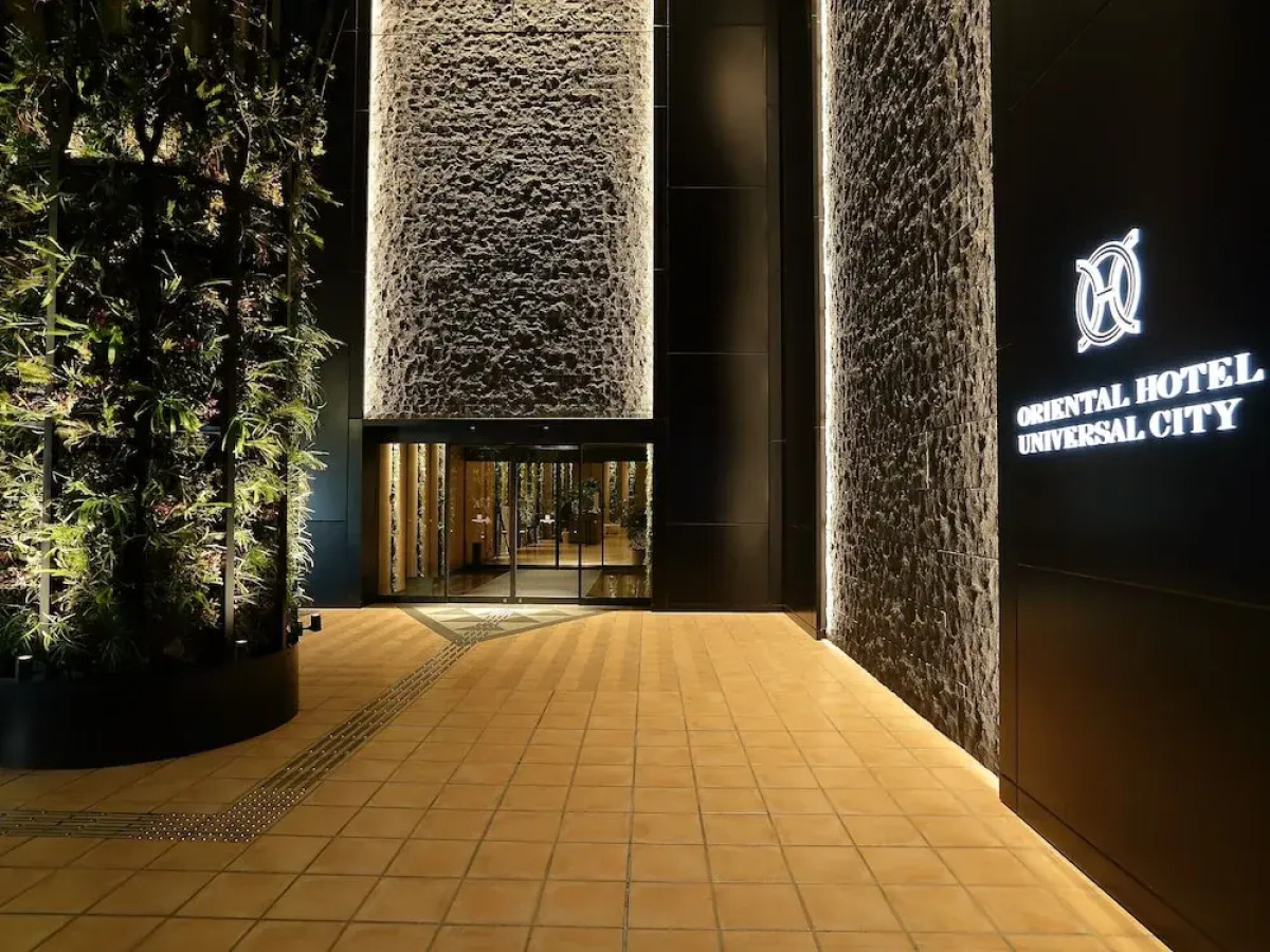Oriental Hotel Universal City