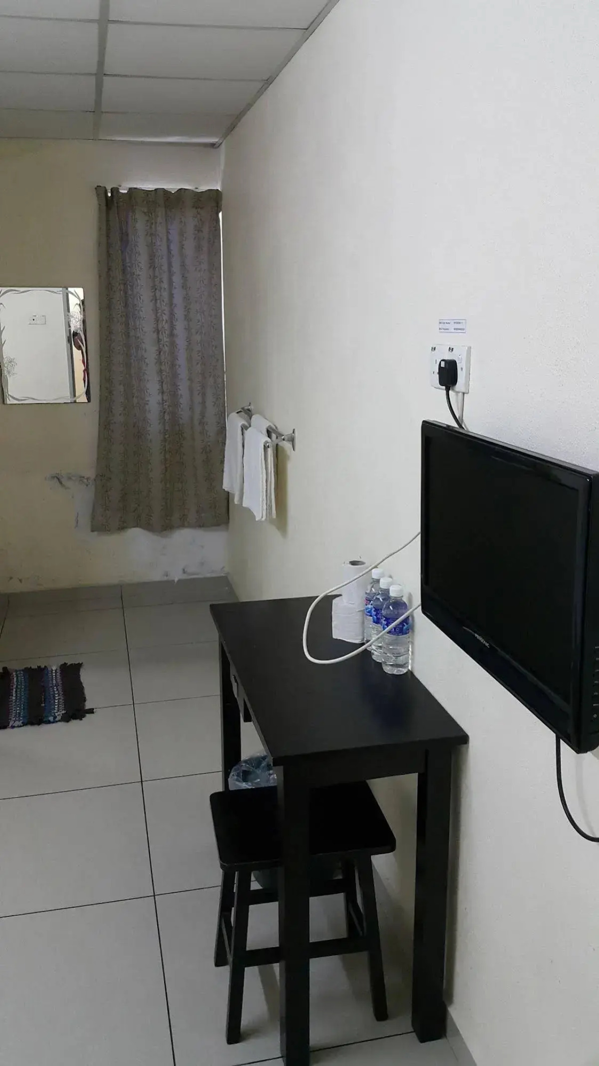 OYO 301 River Inn Hotel